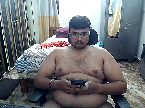 maxi23932 webkamerás műsora