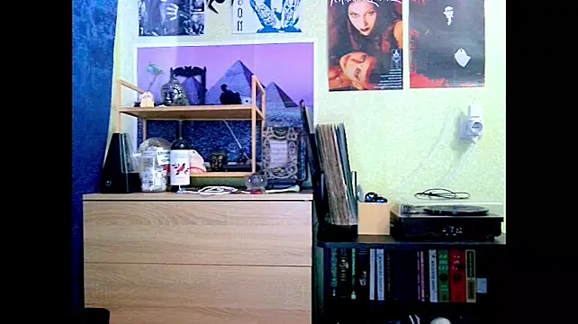 XXX chat uživo modela AdamTarlet