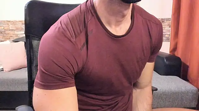 Chat XXX ao vivo de HotHunkTrainer