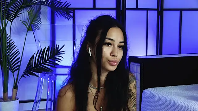 Chat +18 de OnlyXandra ao vivo