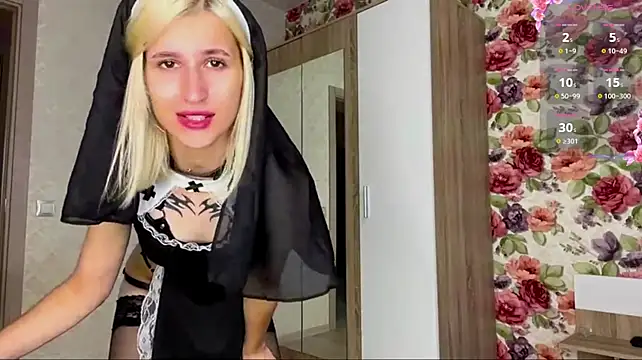 SharlaScottone – Naživo XXX chat