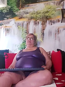Czat XXX na żywo – QueenPammy1