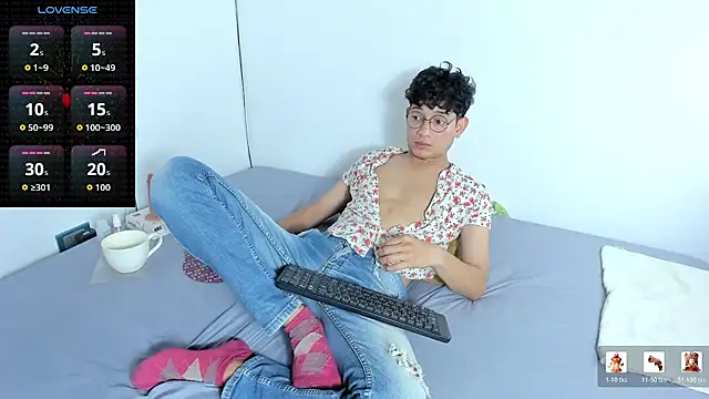 แชท XXX สดของ Benjamin_Buster