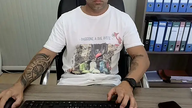 XXX chat uživo modela Evasionee