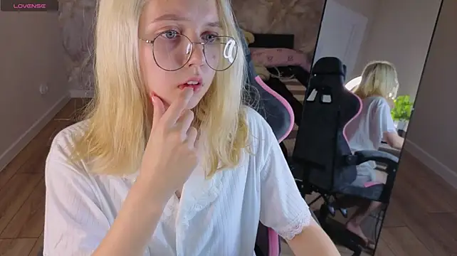 mollyy_snown Live XXX chat
