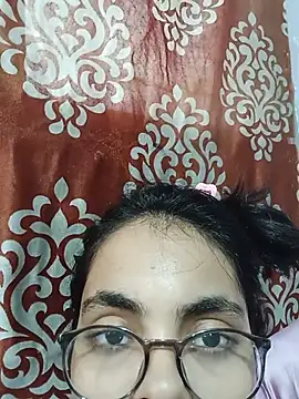 Sandhya_77 即時 XXX 聊天