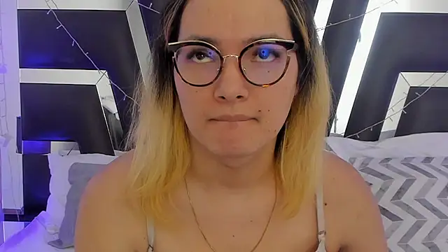 katya_kozlov's Live XXX Chat