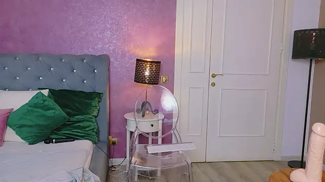 CarlaReysX's Live XXX Chat