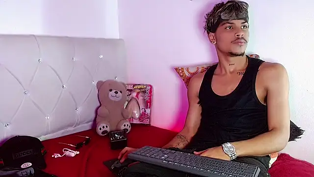Angel_foxc13 XXX чат на живо