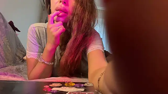 Hannah_xBaby 라이브 XXX 채팅