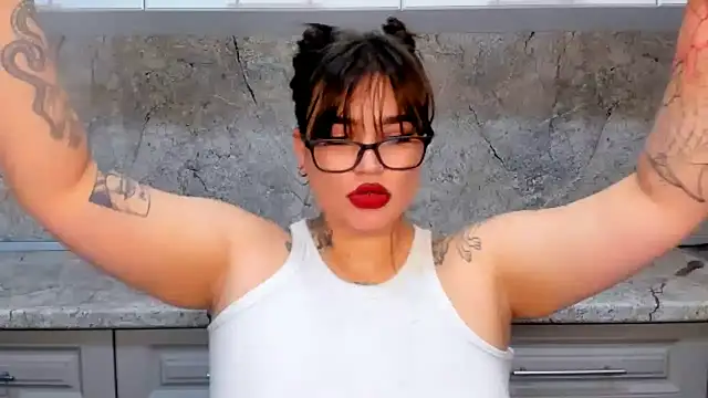 NikkiSummer – Live XXX-chat