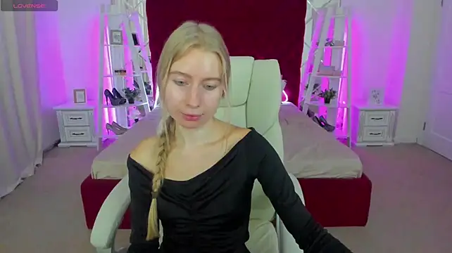 Alina_Blonde – Live XXX-chat