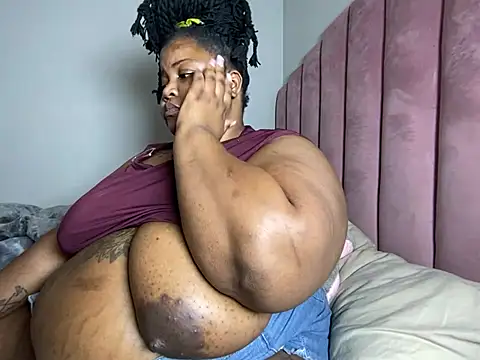 MissLola27's Live XXX Chat