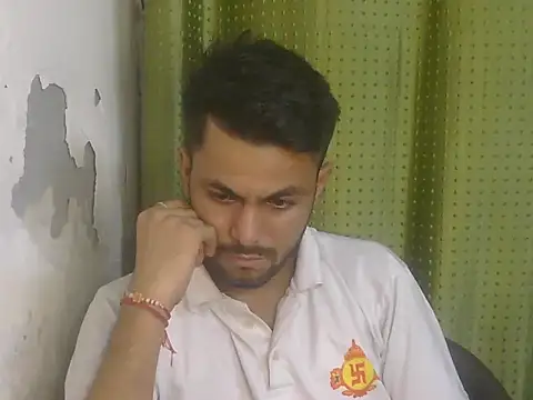 Chat +18 de Stubborndesiboy ao vivo