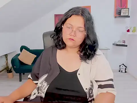 Chat XXX ao vivo de HaraNoir