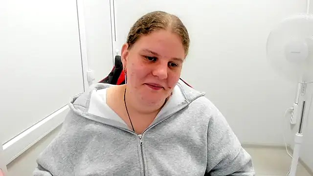 Bella_shyy_ Chat XXX in diretta