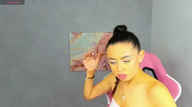 NicoleRossss' Live XXX Chat