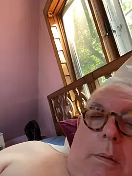 CharlieWeaver22 লাইভ XXX চ্যাট