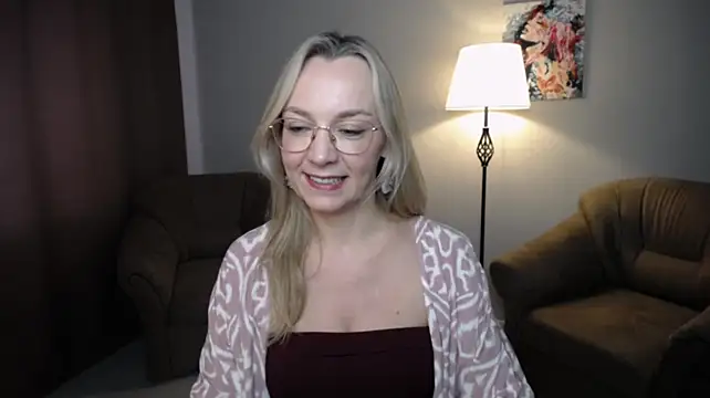 Živý XXX chat Ava_Elior