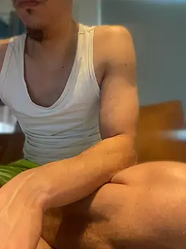 Hotdickxl's Live XXX Chat