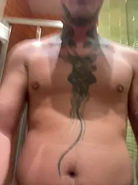 tatuato23: απευθείας συνομιλία ΧΧΧ