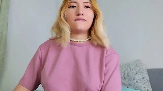 LizaSlutty's Live XXX Chat