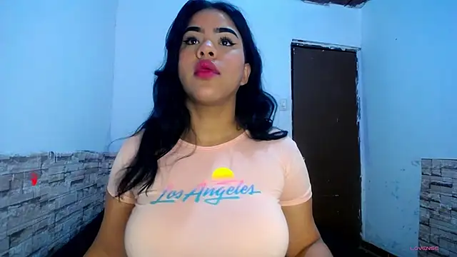 Bicky_25's Live XXX Chat