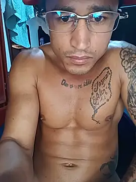 Fitneehot live XXX chat