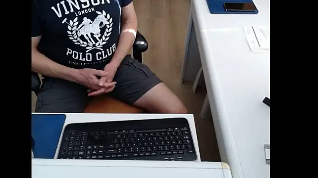 dutchpornking Chat XXX live