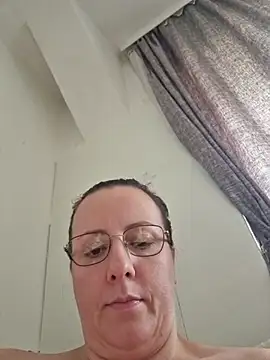 Goodass7's Live XXX Chat