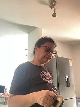 Chat +18 de Sharongirl07 ao vivo