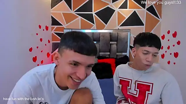 Juan_Nd_Steven Show in webcam