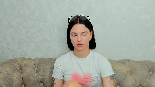 Nora_Finch Live XXX-Chat