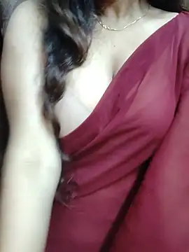 sruthi_saucy: απευθείας συνομιλία ΧΧΧ