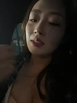Eva10069 即時 XXX 聊天