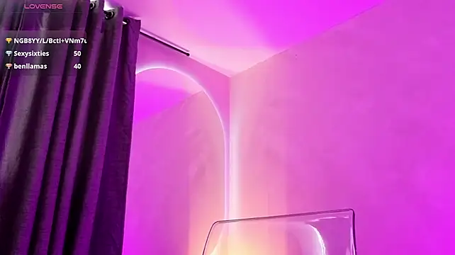 XXX chat uživo modela Jotace001