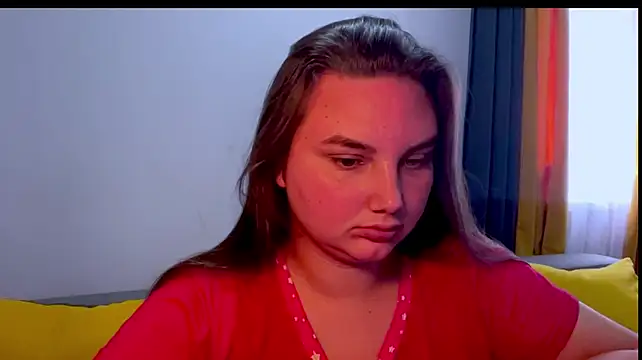 Dreamyblushfairy Adlı Modelin Canlı XXX Sohbeti