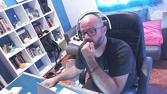 XXX chat uživo modela ravingr4d4