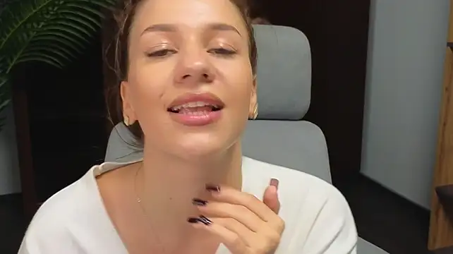 AlphaMarthe's Live XXX Chat
