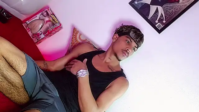 Angel_foxc13 即時 XXX 聊天