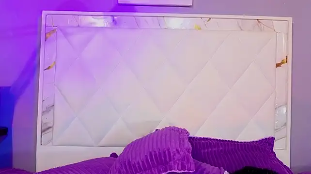 Dannyhot_ Adlı Modelin Canlı XXX Sohbeti