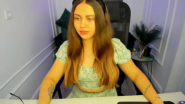 XXX chat uživo modela AngelicaSavarew