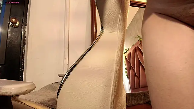 Nixie_Velvetn Live XXX chat