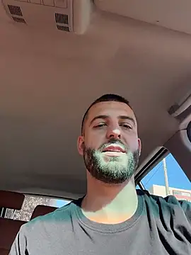 Chat +18 de Pablo_Hornyguy95 ao vivo