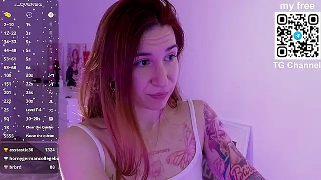 cherry_pie_888 Adlı Modelin Canlı XXX Sohbeti