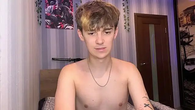 yoursexykun webcam show