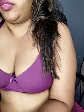 Loveshash1 Adlı Modelin Canlı XXX Sohbeti