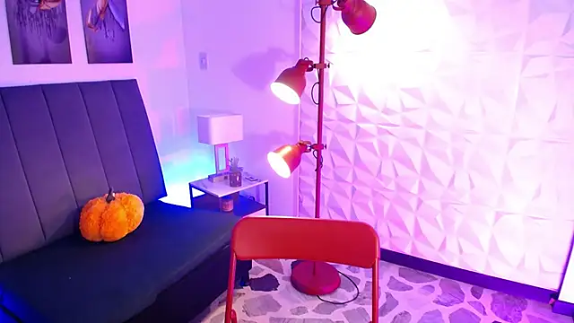 Chat +18 de mere_in_redd ao vivo