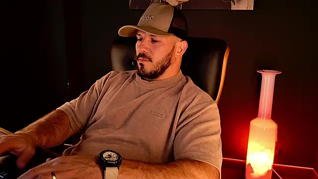 AngeloEric Chat XXX live