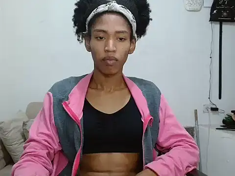 angelamariebandary Show in webcam